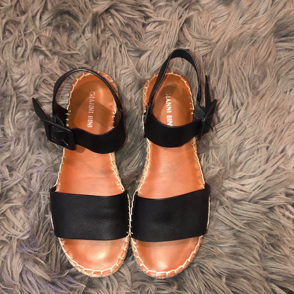 Platform sandals